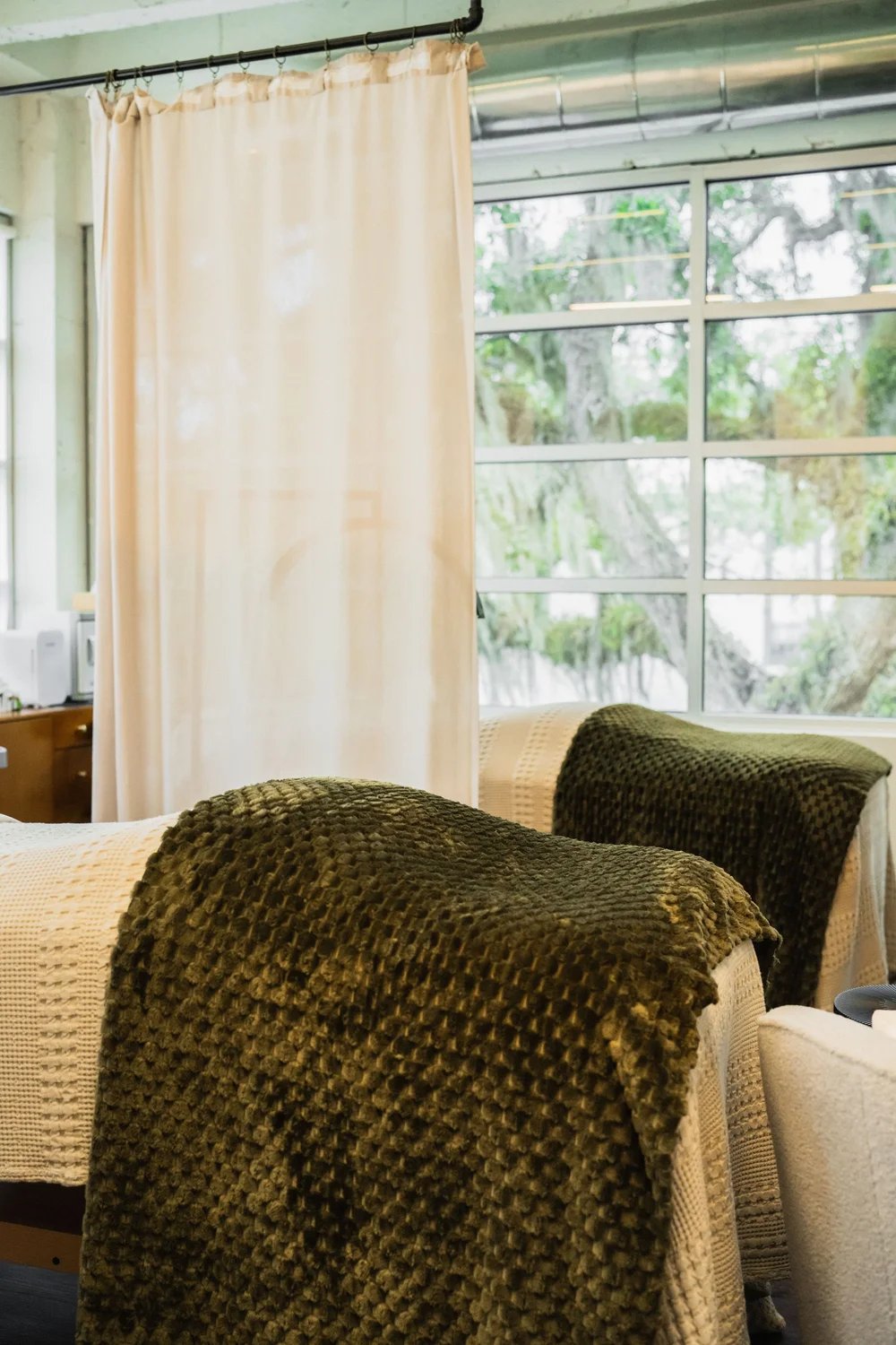 Soft natural light in the TEMPLE day spa
